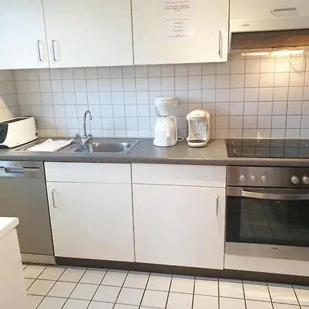 Wiesenweg W13 アパート *